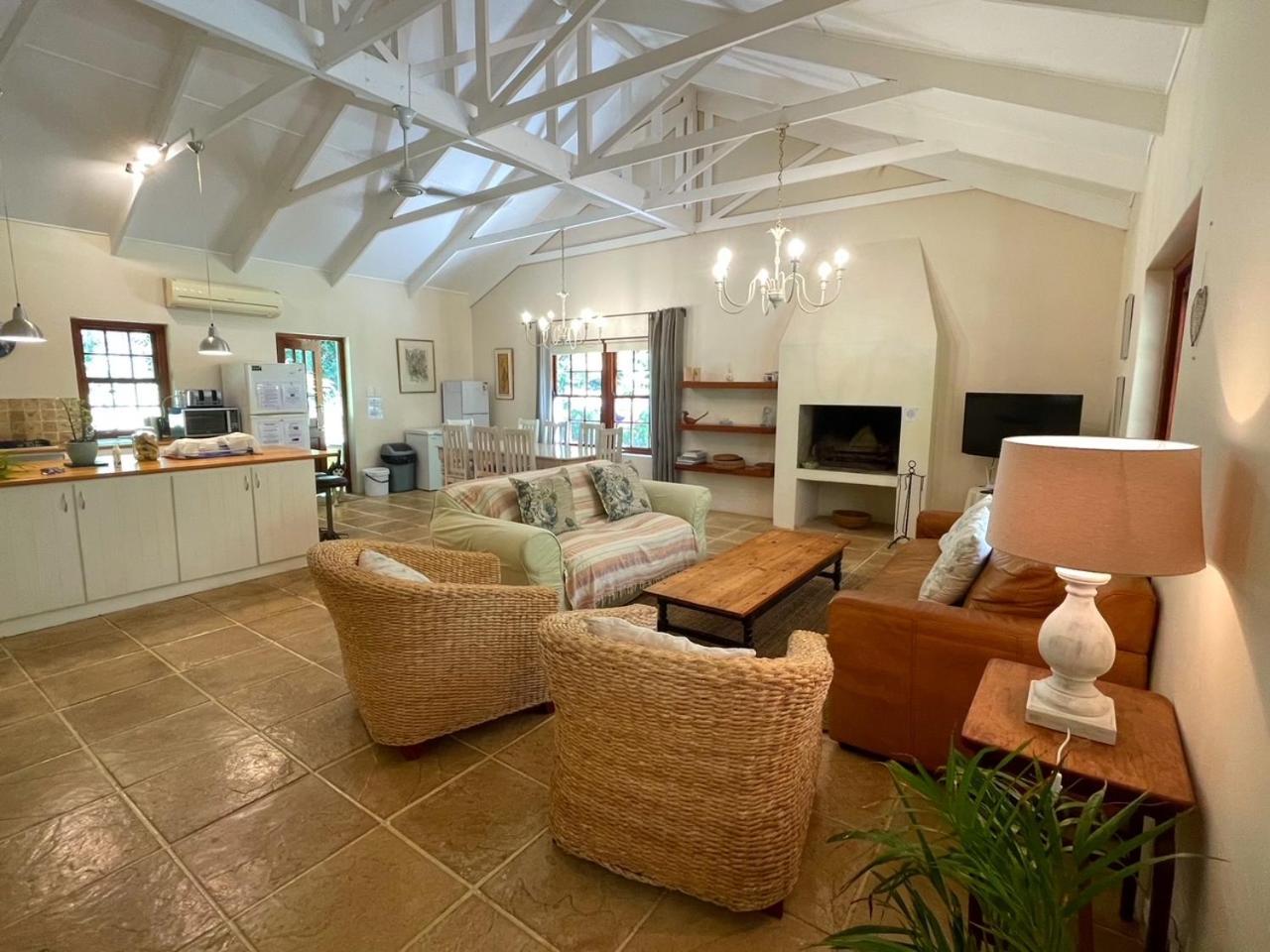 Frog Mountain Getaway Villa Swellendam Buitenkant foto